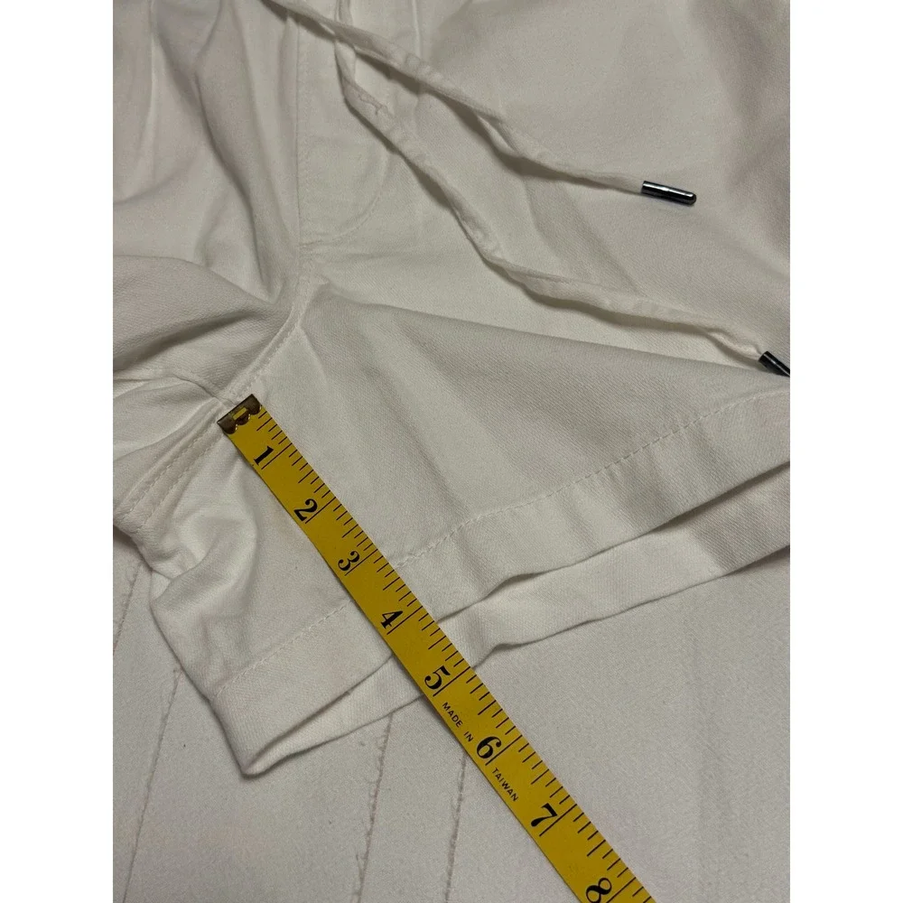 Orvis Womens White Drawstring Shorts Item 1752052 Size Medium NWT